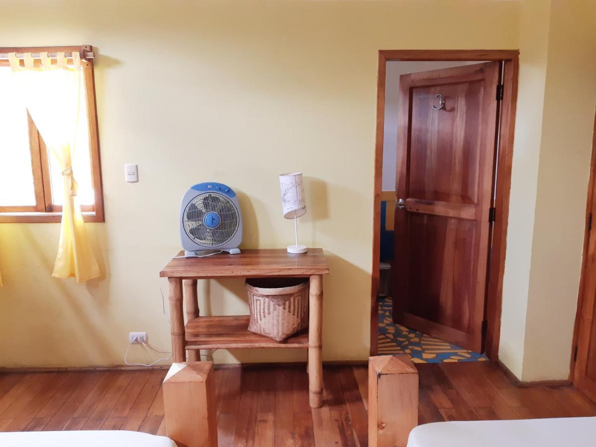 Hotel Boutique Hurvinek Montañita Buitenkant foto