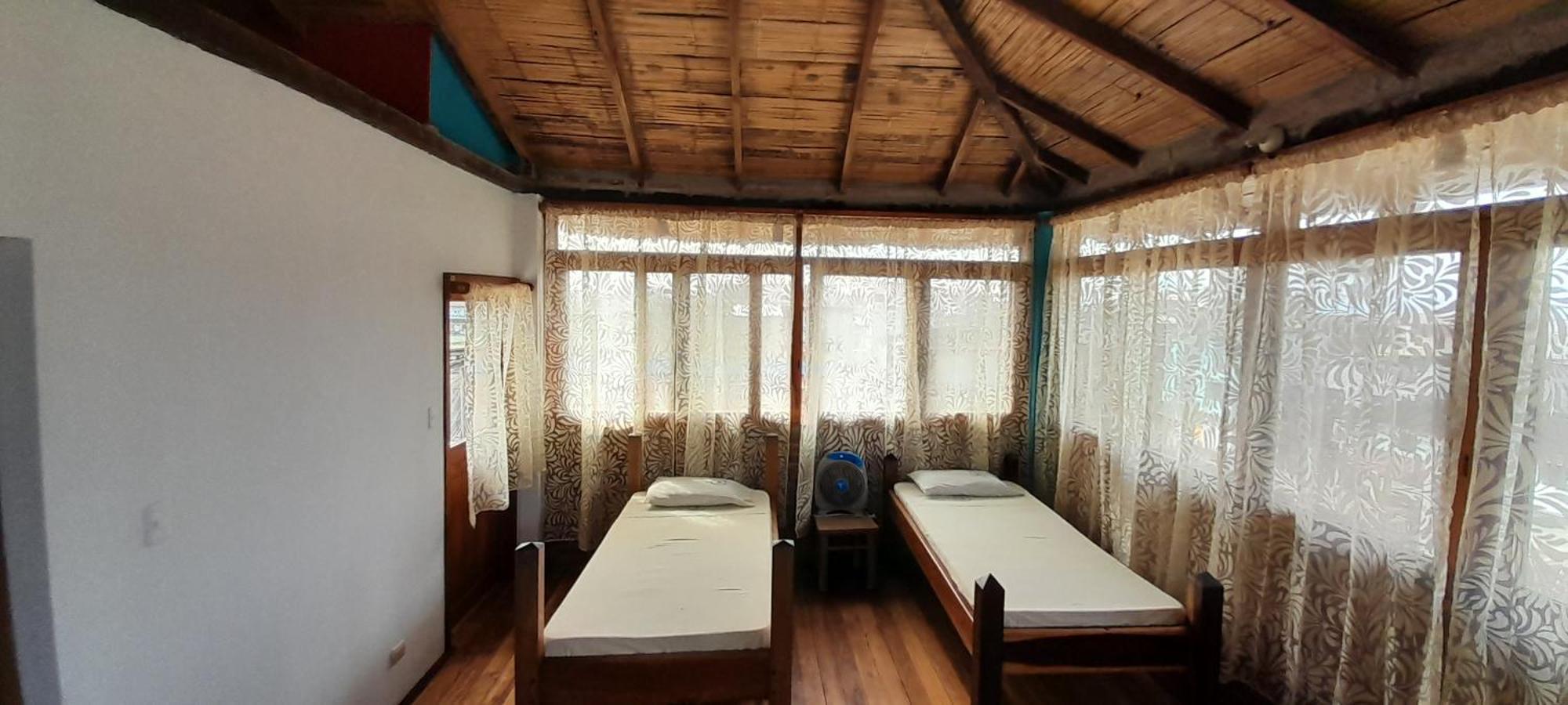 Hotel Boutique Hurvinek Montañita Buitenkant foto