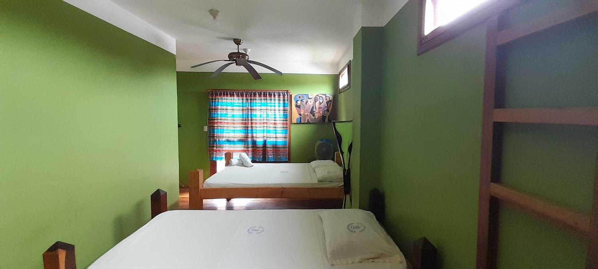Hotel Boutique Hurvinek Montañita Buitenkant foto